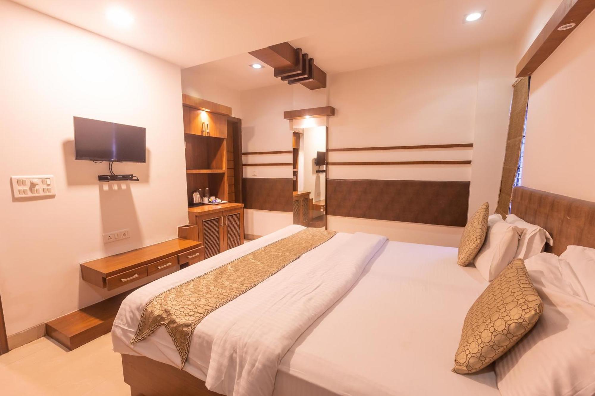 Hotel Crystal Inn Plaza Delhi Airport New Delhi Exterior photo